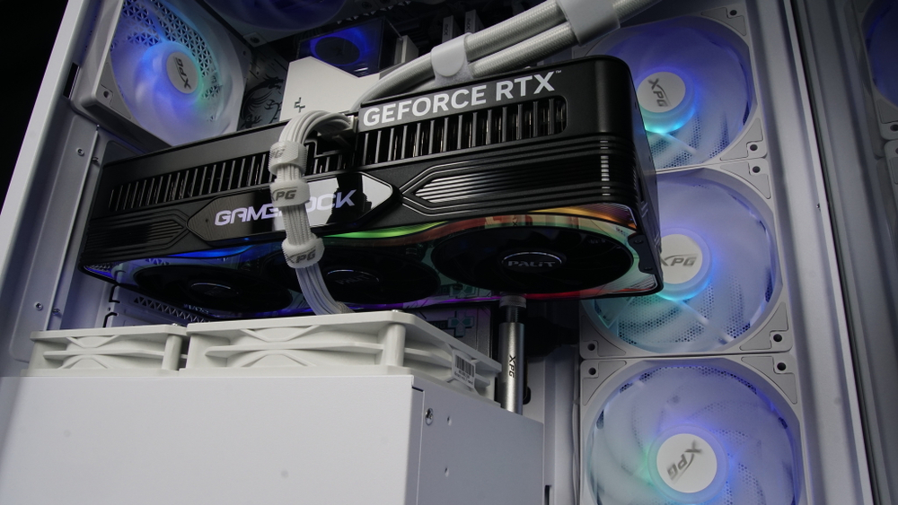 Ryzen 9 9950X + RTX 4060 Ti 8Gb