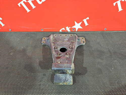 Кронштейн тяги реактивной