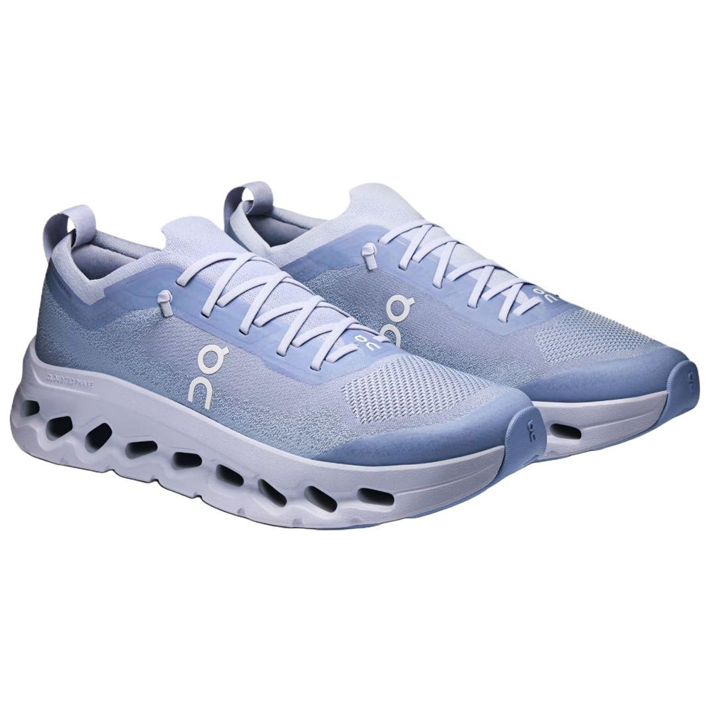On Zendaya X Cloudtilt Moon Nimbus