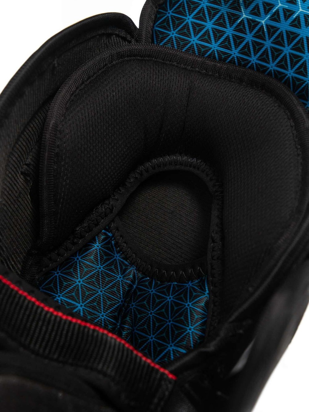 Щитки CCM Jetspeed FT8 PRO (JR)