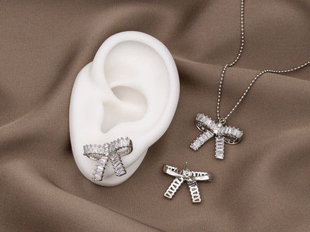 Серьги-гвоздики "Бантик" 14,5мм, с прозрачными кристаллами