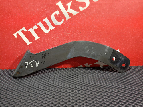 Кронштейн кабины