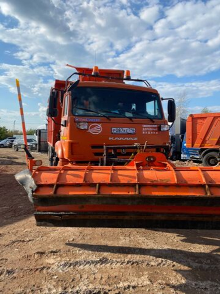 СмолМаш СДК* на шасси КамАЗ 6520 6x4 КДМ СДК-6520( Дизель, 8,9л. 390лс)