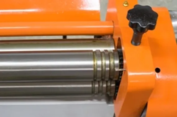 Профильная губка станочных тисков с гидроусилением Optimum HMS 100