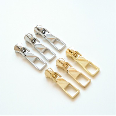 Бегунок для молнии №5, длина язычка 3,4см