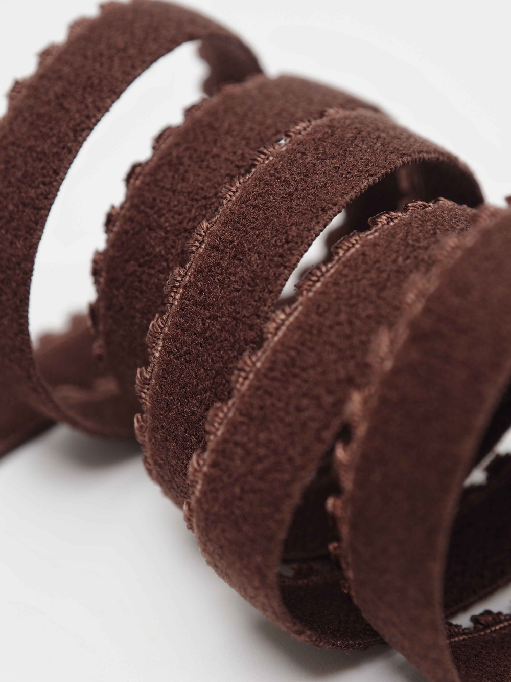 Резинка отделочная шоколад ажурная ширина 10 мм с учетом фестона