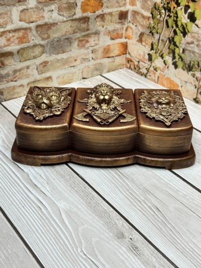 Шкатулка 3-х секционная "Лев"