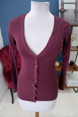 Кардиган Bershka на пуговицах 40-42 размер