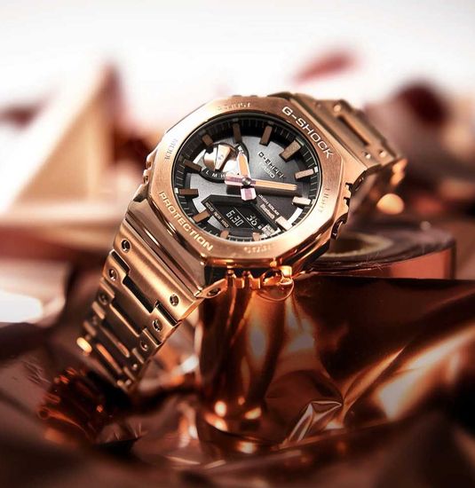 Наручные часы Casio G-Shock GM-B2100GD-5AER