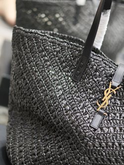 Saint Laurent Panier Medium in Raffia