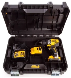 Аккумуляторная дрель-шуруповерт DeWALT DCD701D2