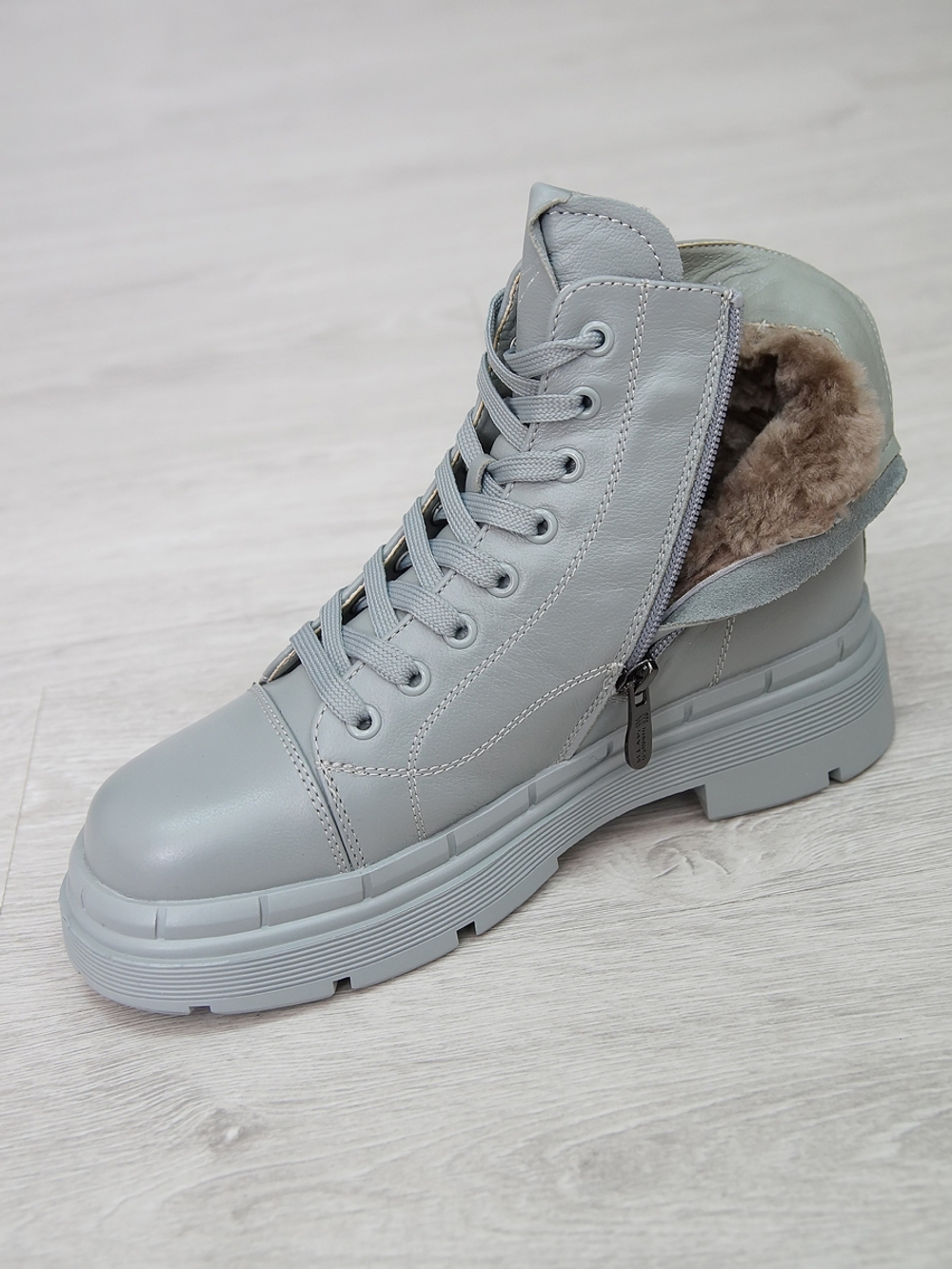 Ботинки женские зимние