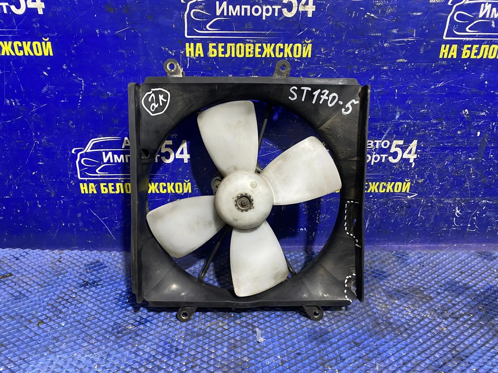 Диффузор радиатора двигателя TOYOTA CARINA 1990