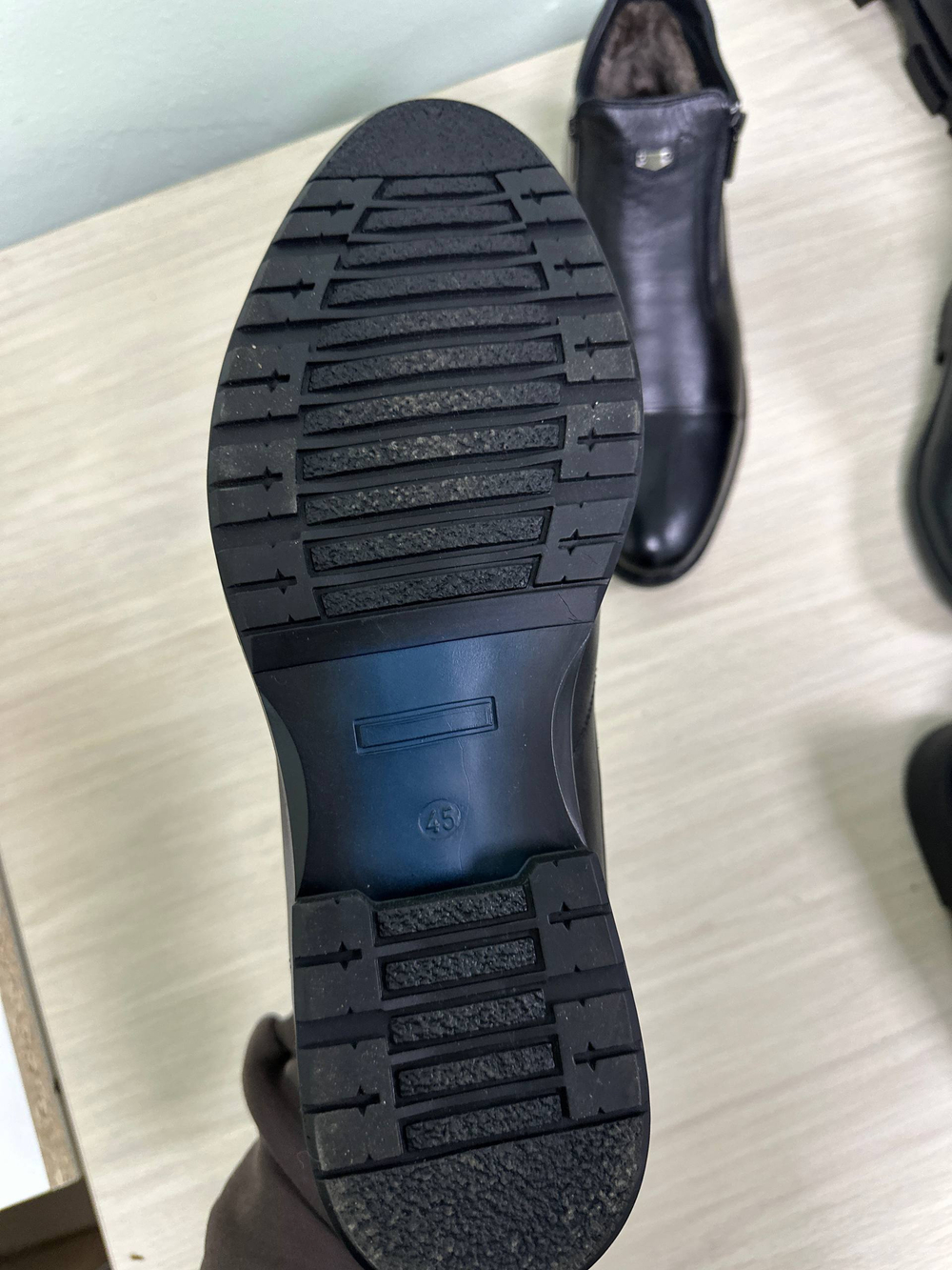 Ботинки мужские(мех) 45р уценка_1322