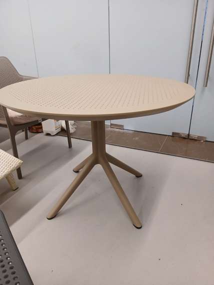 Sky Table Ø105