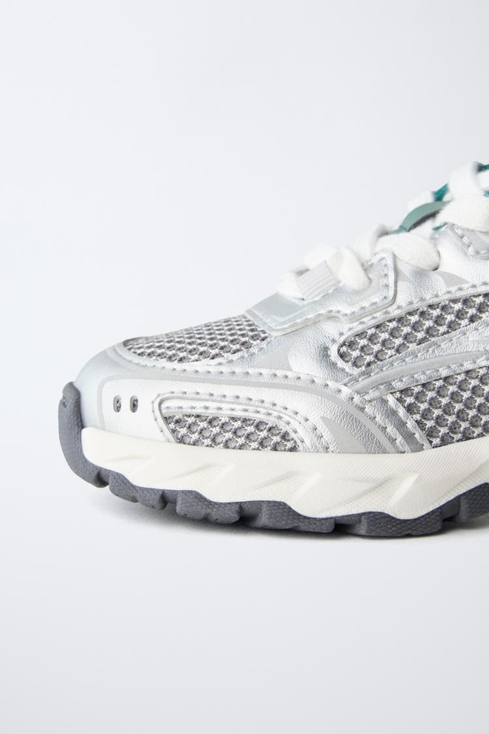 ZARA КРОССОВКИ С СЕТЧАТЫМИ ДЕТАЛЯМИ, ЗЕЛЕНЫЙ