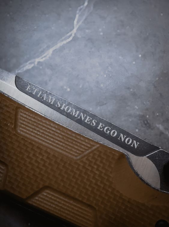 Складной нож из стали D2 Extrema-Ratio Коричневый