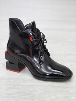 Ботинки женские демисезонные