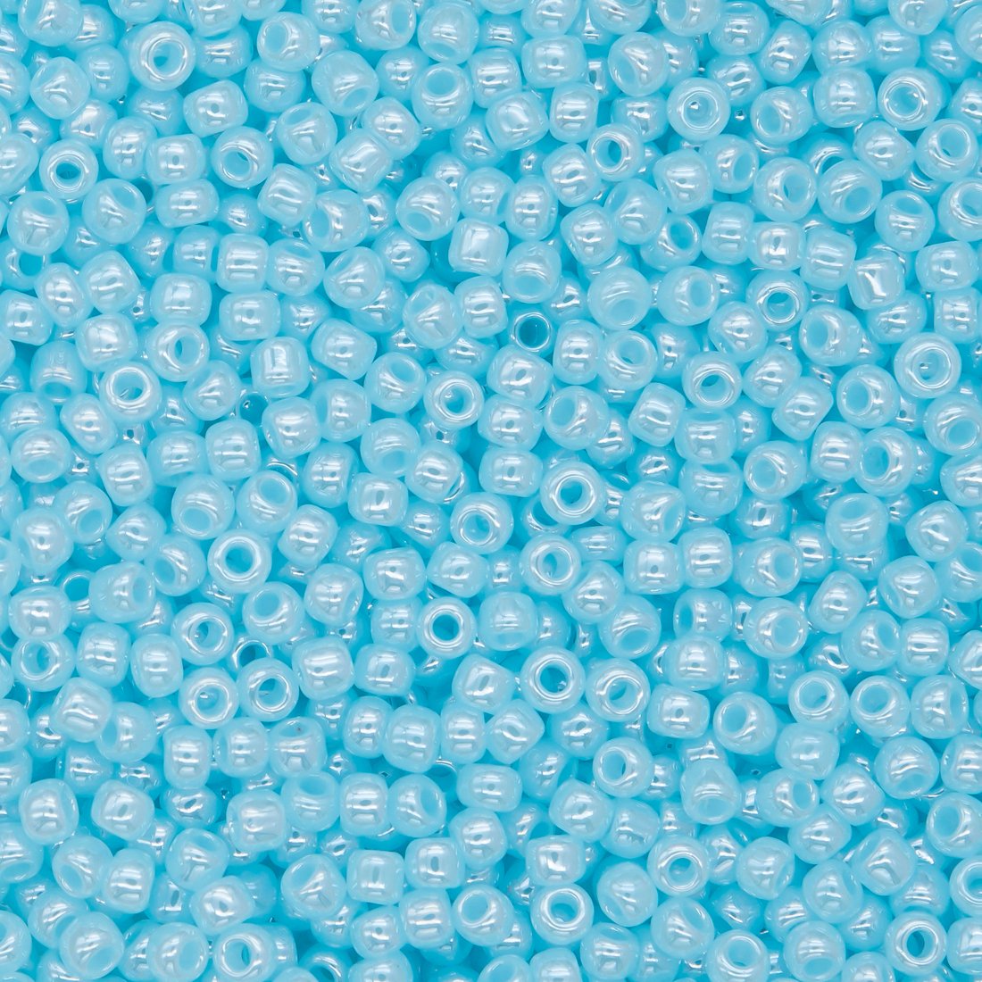 Японский бисер TOHO Round 11/0 (№143), жемчужный глянцевый