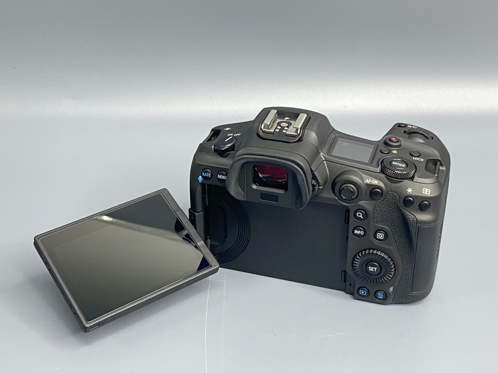 Canon EOS R5 8500 кадров