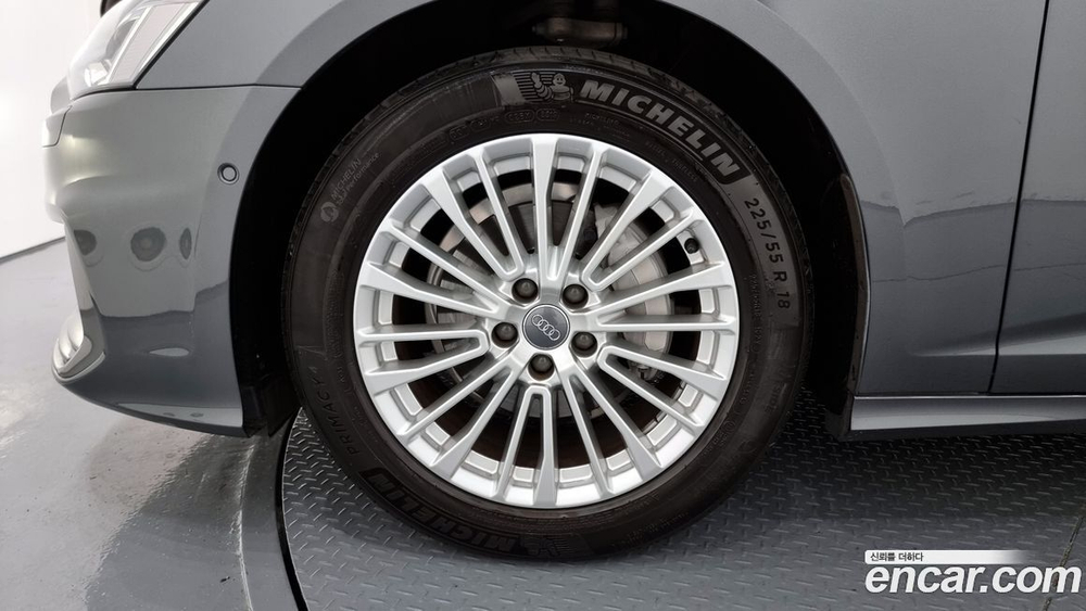 Audi A6 (C8) 40 TDI Premium (03.2020)