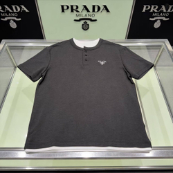 Футболка Prada