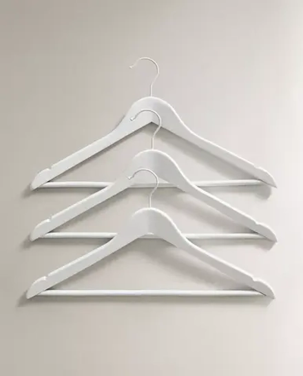 ZARA HOME ЛАКИРОВАННАЯ ВЕШАЛКА (НАБОР ИЗ 3 ШТ.), БЕЛЫЙ