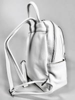 Женский городской рюкзак из натуральной кожи белого цвета