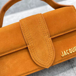 Jacquemus Le Bambino 17 cm
