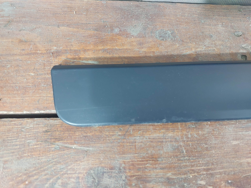 Накладка двери задней правой Nissan X-Trail 3 (T32) 13-23 Б/У Оригинал 828764CM1B