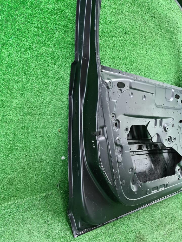 Дверь передняя левая Citroen DS5 (2012-2015)