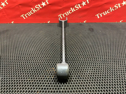 Стойка стабилизатора переднего 2019г