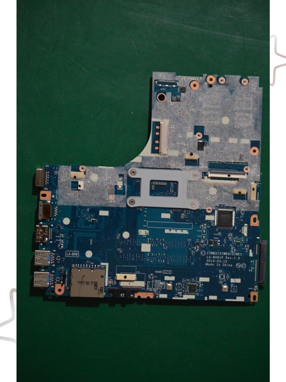 Материнская плата для ноутбука Lenovo B50-70 LA-B09 W8S 2G Intel core i3-4030 FP NDOC 1000 (5B20G45975), оригинал