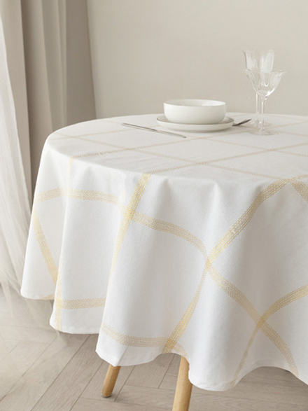 Скатерть DeNASTIA Клетка Holiday D160, белый/золото