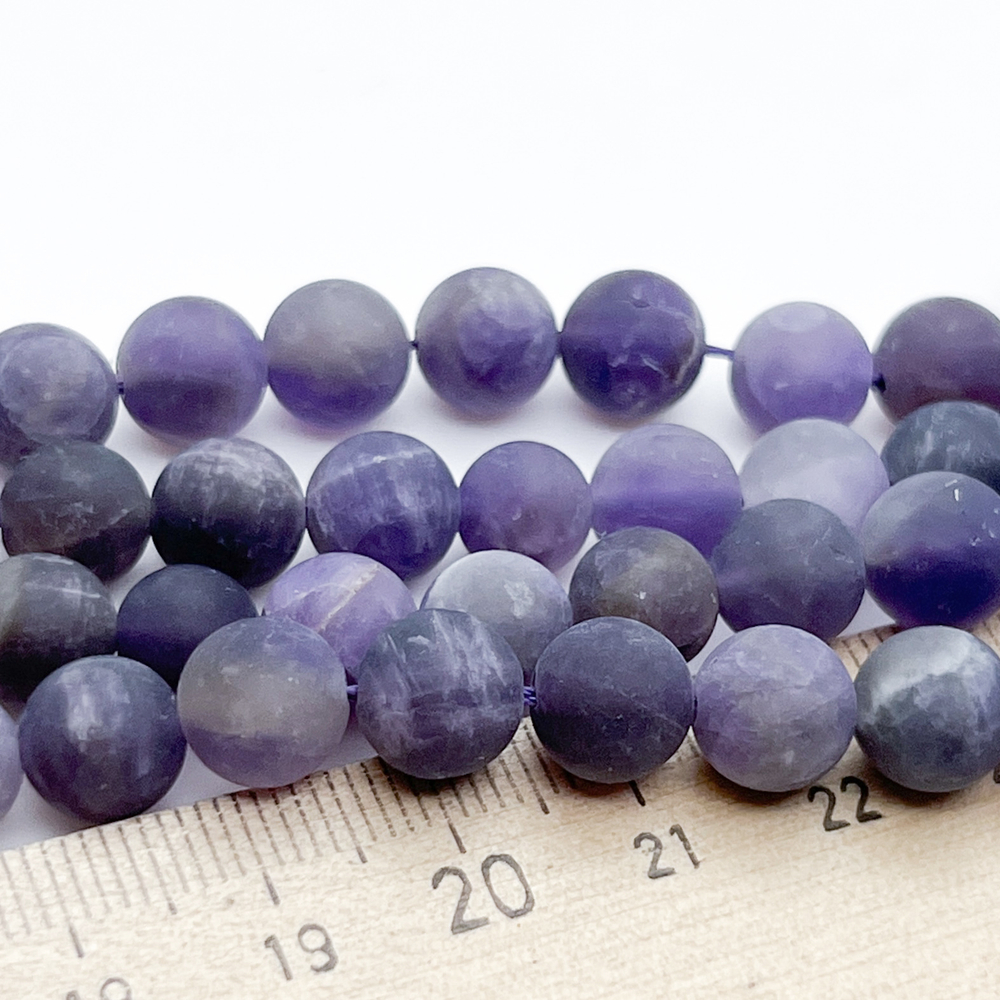 Аметист матовый бусины, диаметр 8,1-8,4 мм, цена за 22-23 шт (1/2 нити)