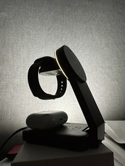 Беспроводное з/у для Apple 3в1 15W Black (смартфон, часы, наушники, подсветка)