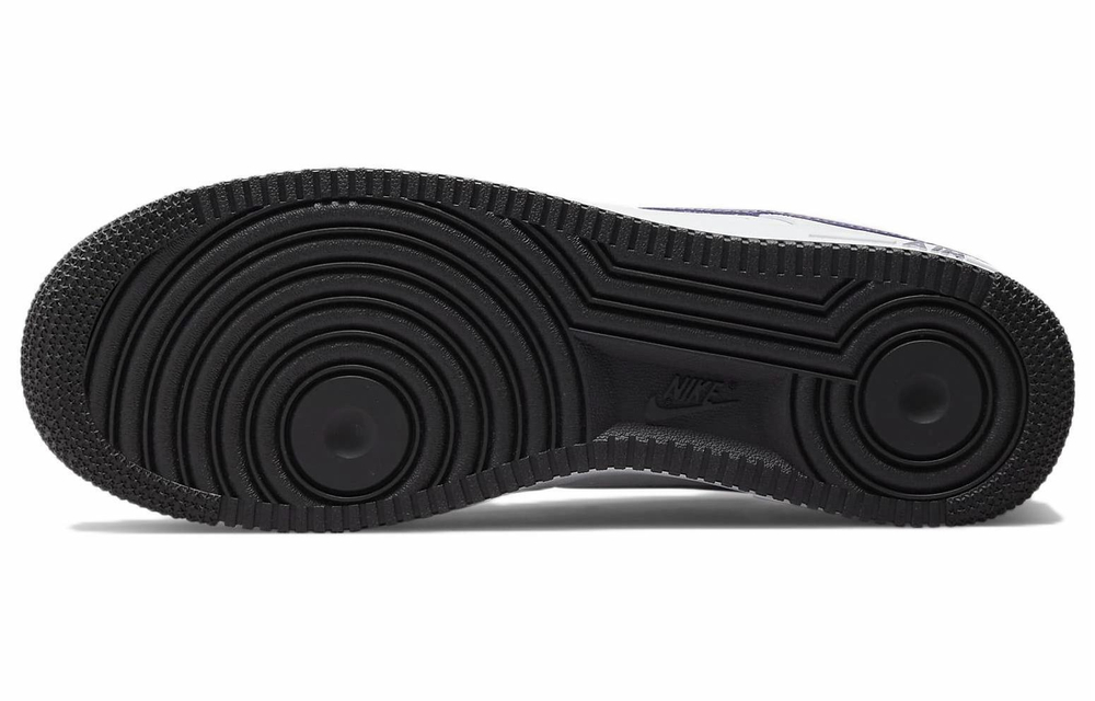 Кроссовки Nike Air Force 1 Low 07 Lv8 "Hoops"