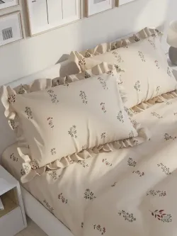 Декоративная наволочка с рюшами, оборками "Гербарий Эко" 50х70 см, 1 шт, без молнии