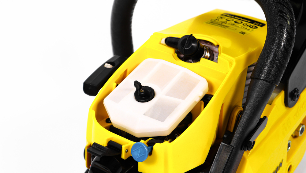 Бензиновая цепная пила CHAMPION 241-16