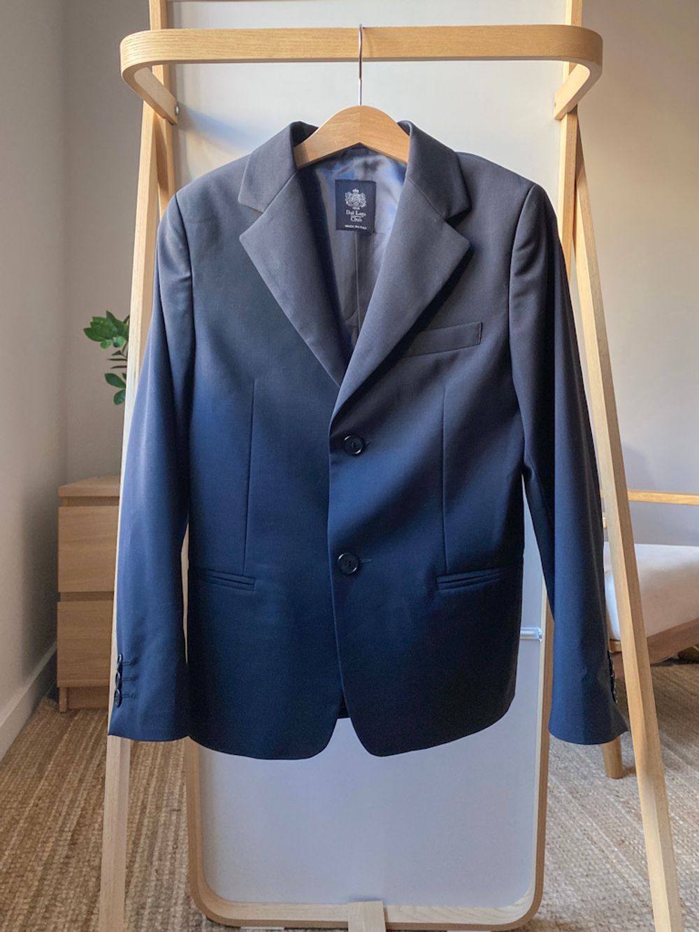 Новый шерстяной костюм Dal Lago, 134