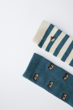 ZARA НАБОР ИЗ ДВУХ ПАР НОСКОВ С ЖЕЛУДЯМИ, БЕЛКАМИ И ПОЛОСКАМИ, СИНЕВАТЫЙ