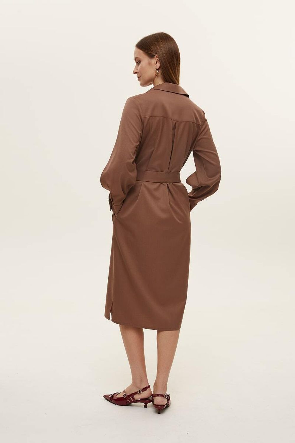 Платье Леон с разрезом на рукавах ( Размер 42)