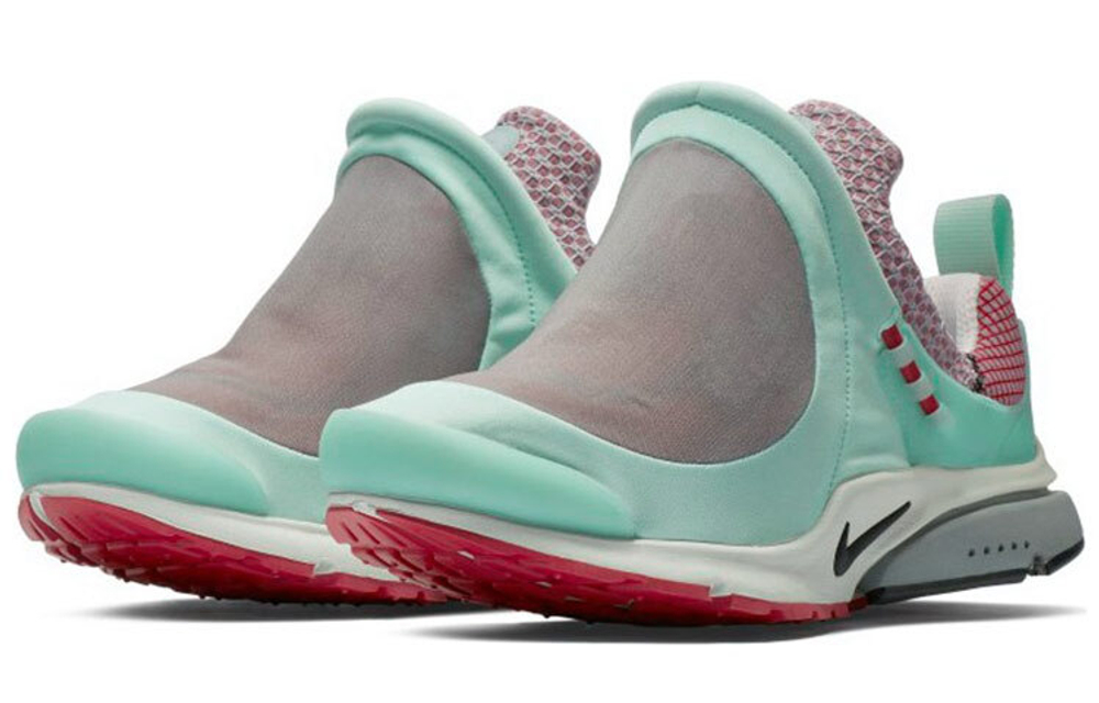Nike comme des garcons presto store