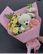 Букет 15 красных роз + 2 букета с мягкими зайцами