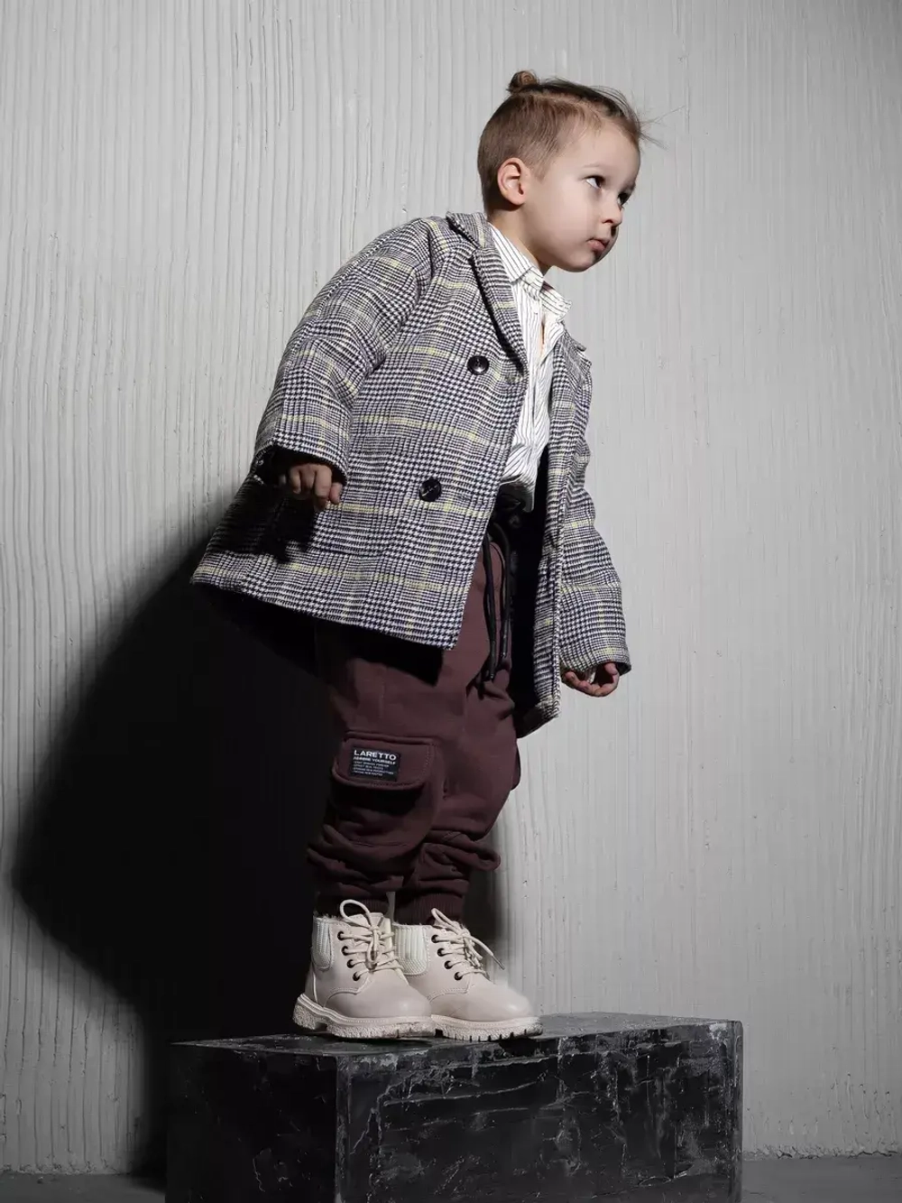 Брюки для мальчика в школу