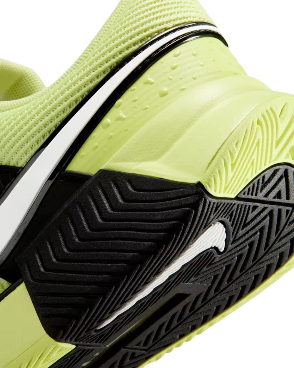 Женские Кроссовки теннисные Nike Zoom GP Challenge 1.5 Premium - black/light lemon twist/white