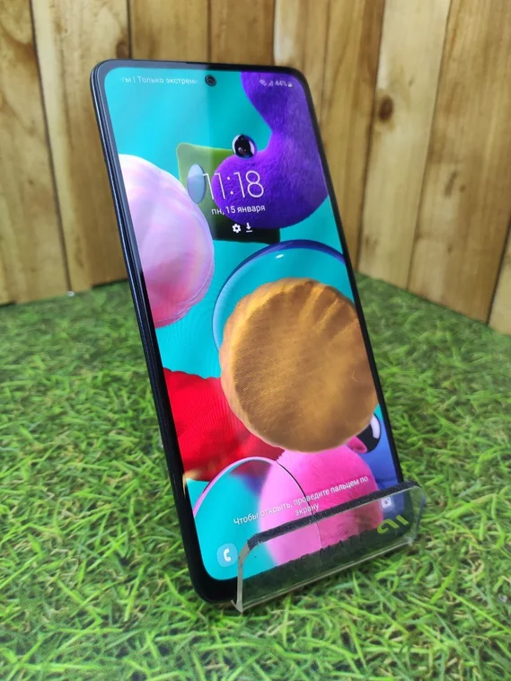 Смартфон Samsung Galaxy A51 6/128GB (SM-A515F) Black (Витринный)