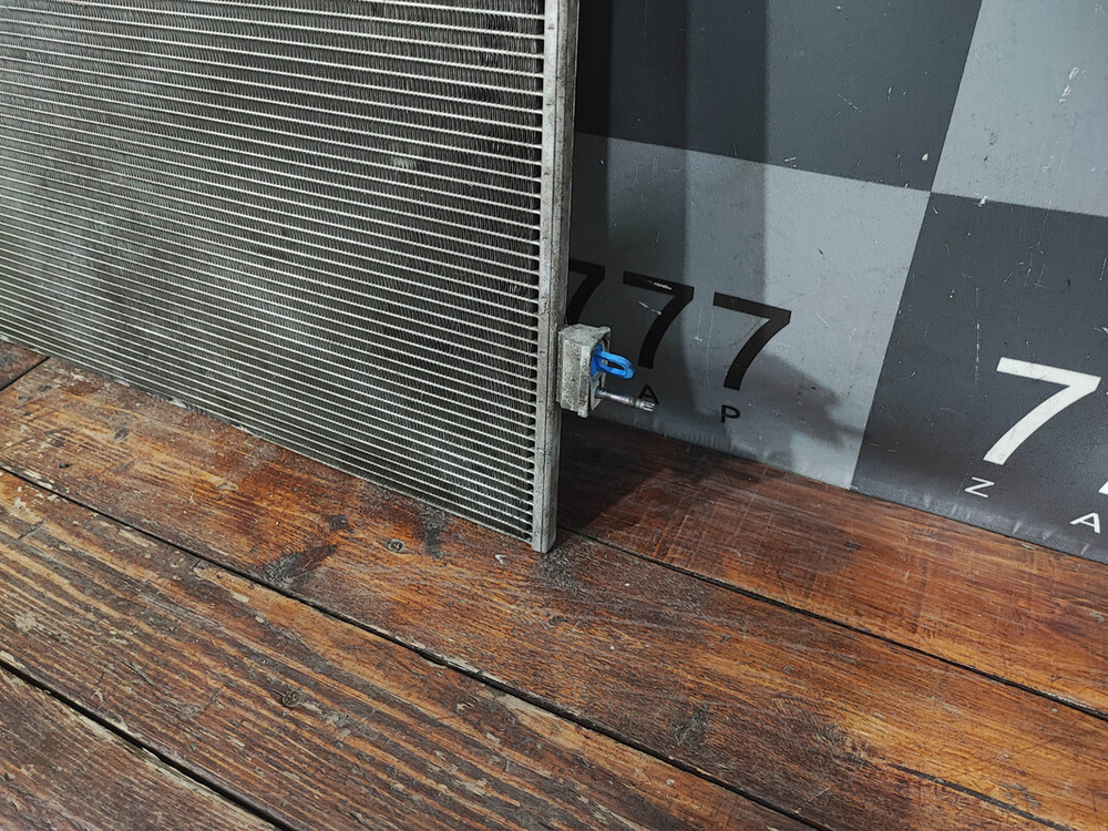 Радиатор кондиционера Mercedes GLE (V167) 18-нв Б/У Оригинал A1675001200