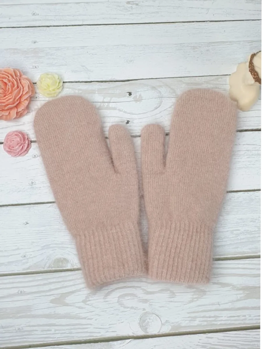 Варежки зимние теплые пушистые ангора