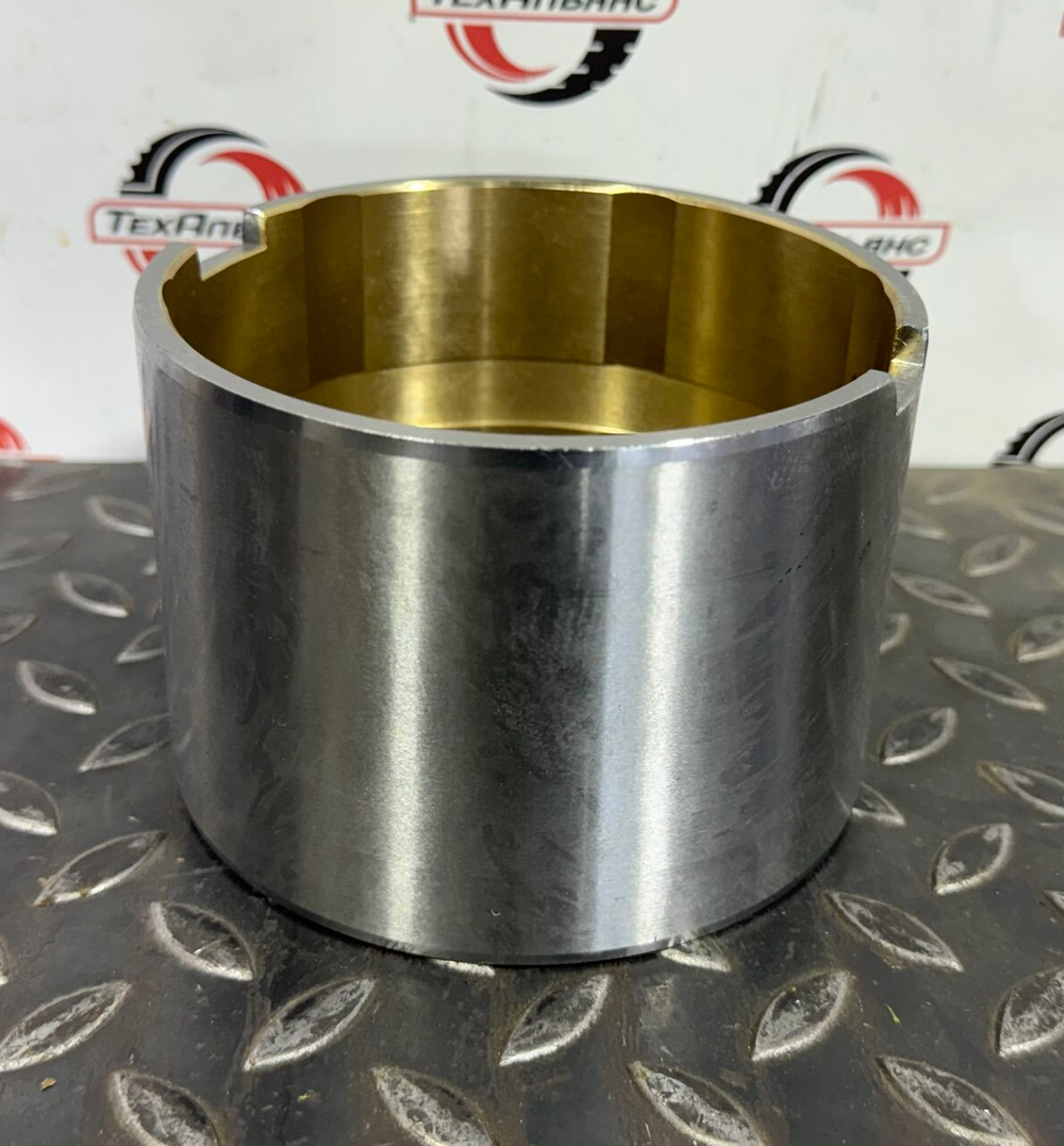 Втулка 195-61-41160